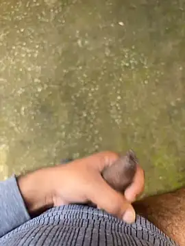 Snapshot of girls_lovers90 chatting on December 15, 2025, 6:17 am girls lovers90 online show from December 15, 2025, 6:17 am