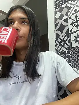 Snapshot of mariy_ chatting on January 21, 2025, 9:04 pm mariy  online show from January 21, 2025, 9:04 pm