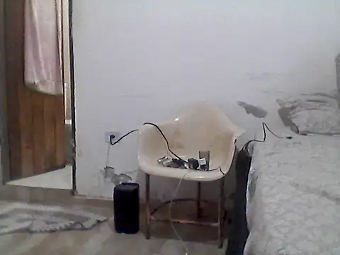 Snapshot of mariy_ chatting on October 15, 2025, 12:33 am mariy  online show from October 15, 2025, 12:33 am