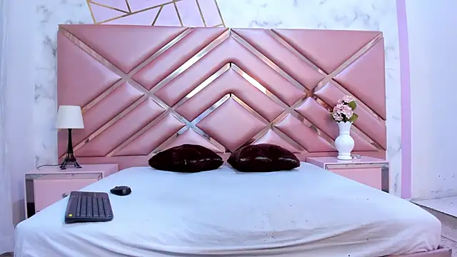 VenusDanielss online show from February 19, 2025, 7:16 pm