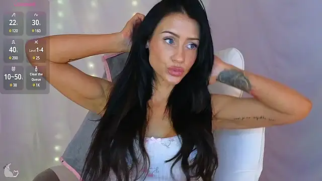 Aprilreign online show from January 29, 2025, 6:18 pm