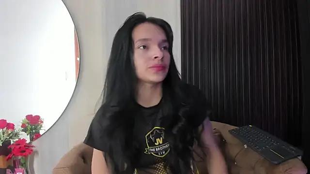  shantal smith online show from April 7, 2026, 12:33 am