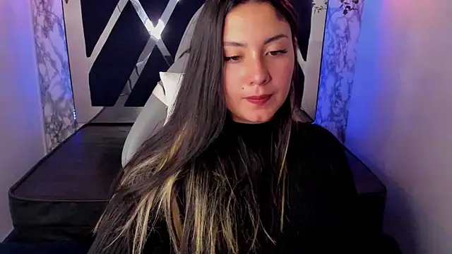 Lia 14  online show from January 17, 2025, 5:30 pm