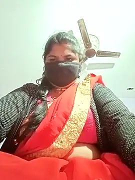 Hotmohni online show from December 10, 2024, 1:44 pm