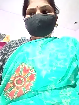 Hotmohni online show from December 13, 2024, 3:11 pm