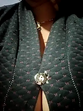 Hotmohni online show from December 15, 2024, 10:04 pm