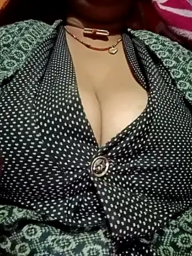 Hotmohni online show from December 17, 2024, 1:18 am