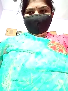 Hotmohni online show from December 22, 2024, 4:27 pm