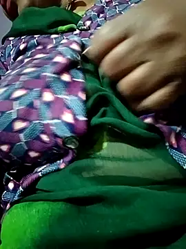 Hotmohni online show from February 5, 2025, 9:46 am