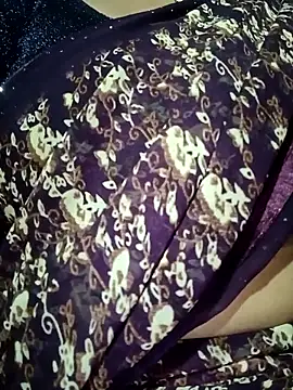 Hotmohni online show from February 18, 2025, 7:41 pm