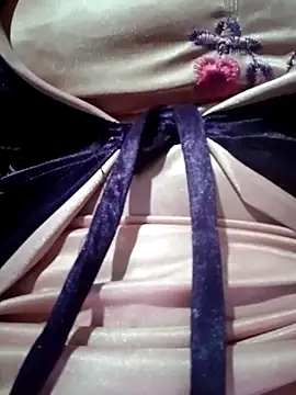 Hotmohni online show from March 16, 2025, 3:39 pm