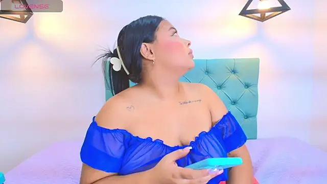 Emily cooper20 online show from March 12, 2025, 1:58 am