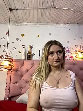 antonella87 online show from January 23, 2025, 12:25 am