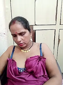 reemacouple007 online show from September 27, 2025, 7:02 am