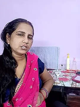 reemacouple007 online show from April 17, 2026, 4:26 am