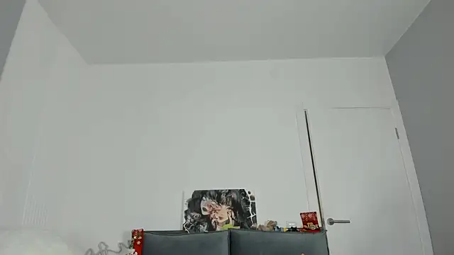 dolly ll online show from February 21, 2025, 4:26 pm