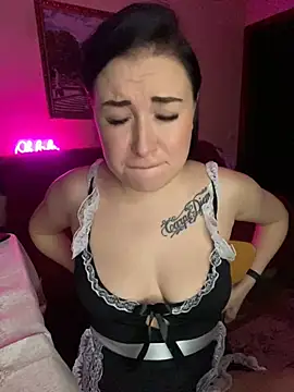 Roxana Bell online show from February 21, 2025, 3:54 pm