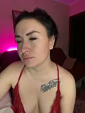 Roxana Bell online show from March 11, 2025, 10:09 pm