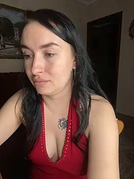 Roxana Bell online show from December 1, 2025, 7:41 pm