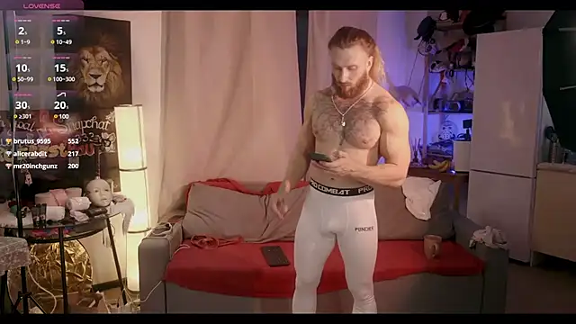 Snapshot of danielkraigforu chatting on January 25, 2025, 2:14 pm danielkraigforu online show from January 25, 2025, 2:14 pm