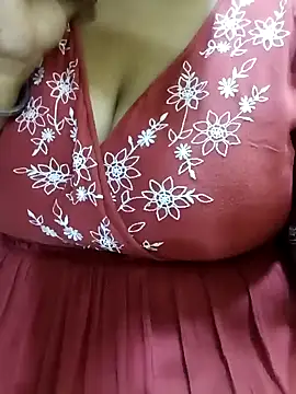 Snapshot of Ravina_patil1 chatting on November 10, 2025, 5:34 pm Ravina patil1 online show from November 10, 2025, 5:34 pm