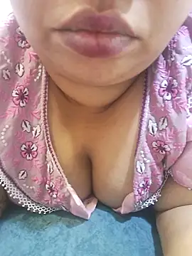 Ravina patil1 online show from April 29, 2026, 8:26 pm