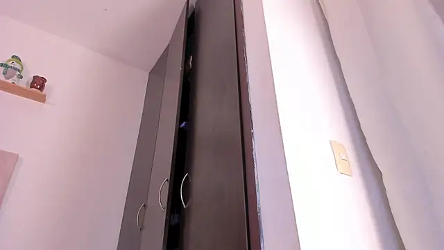 Snapshot of Avaline_Blancx chatting on December 29, 2024, 3:22 am Avaline Blancx online show from December 29, 2024, 3:22 am