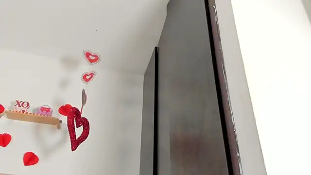 Snapshot of Avaline_Blancx chatting on February 16, 2025, 1:36 am Avaline Blancx online show from February 16, 2025, 1:36 am