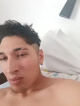 Snapshot of johan_l_ chatting on February 22, 2026, 8:07 pm johan l online show from February 22, 2026, 8:07 pm