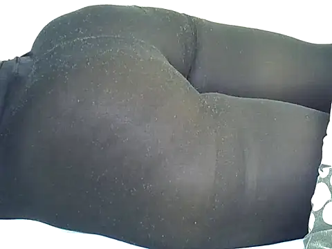 candililie online show from September 19, 2025, 4:58 am