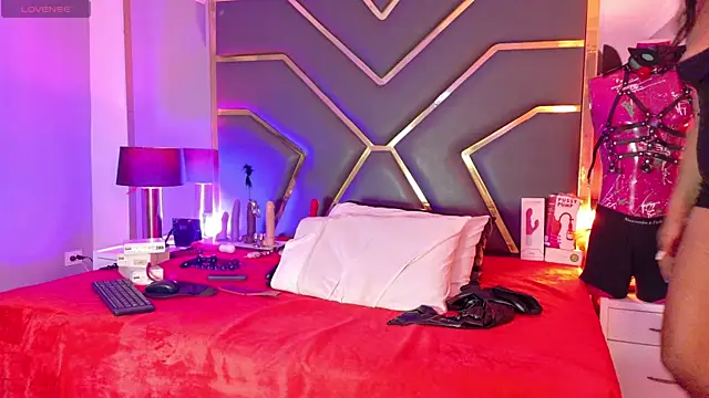 Scarlettt Ass online show from February 22, 2026, 12:04 pm