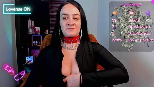 sara goodgirl13 online show from February 27, 2026, 3:34 pm