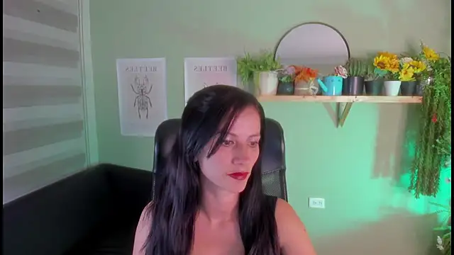 Aliiz 01 online show from January 24, 2025, 2:49 am