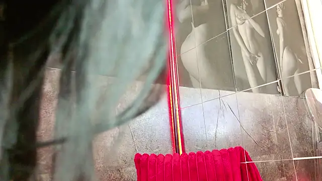 celia chanel online show from March 5, 2025, 8:43 am