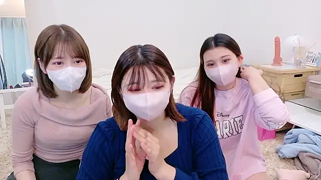 Megu Melon online show from April 4, 2026, 4:33 am