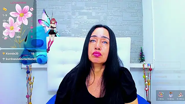 HorniestMilf online show from November 5, 2025, 11:16 pm