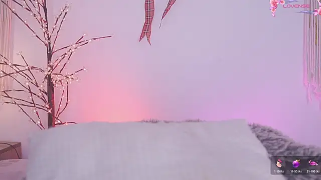 Eyleen 24 online show from December 23, 2024, 10:23 pm