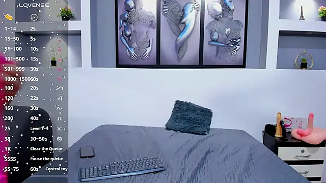 Girls hot 2 online show from March 6, 2025, 2:19 am