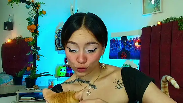 alisson zafiro  online show from March 31, 2026, 3:19 am