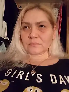 Minna Jeannie online show from December 15, 2025, 2:05 am