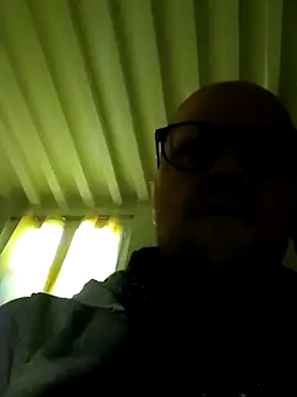 wedge75 online show from October 16, 2025, 9:10 am