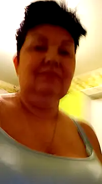 Snapshot of FantasyMichelle chatting on December 31, 2024, 5:11 am FantasyMichelle online show from December 31, 2024, 5:11 am