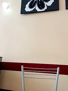 Snapshot of FantasyMichelle chatting on February 6, 2025, 9:11 am FantasyMichelle online show from February 6, 2025, 9:11 am