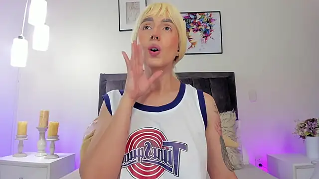 helen mooree online show from January 17, 2026, 1:16 pm