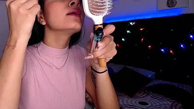 floweer  online show from February 8, 2025, 1:01 pm