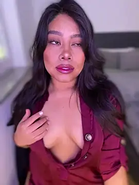 Snapshot of -Sammyxxx chatting on January 28, 2025, 12:43 pm -Sammyxxx online show from January 28, 2025, 12:43 pm