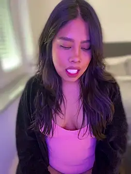 Snapshot of -Sammyxxx chatting on February 1, 2025, 2:02 pm -Sammyxxx online show from February 1, 2025, 2:02 pm