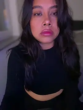 Snapshot of -Sammyxxx chatting on March 11, 2025, 4:18 pm -Sammyxxx online show from March 11, 2025, 4:18 pm