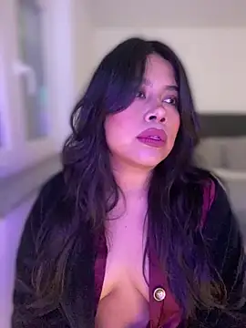 Snapshot of -Sammyxxx chatting on March 14, 2025, 12:40 pm -Sammyxxx online show from March 14, 2025, 12:40 pm