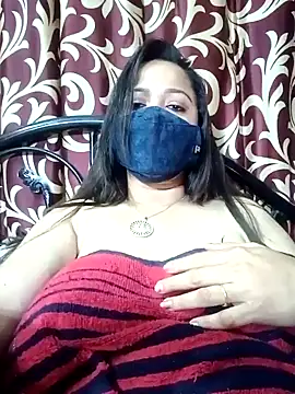 albelasummi702 online show from January 14, 2025, 7:32 pm